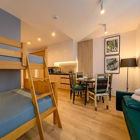 公寓 Apartament Otuleni Gorami 卡尔帕奇
